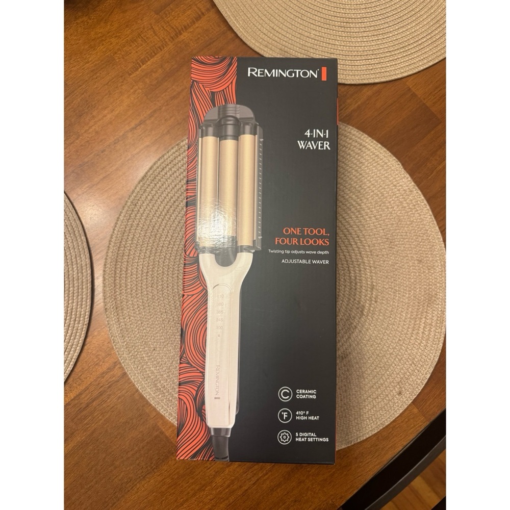 Remington 4-in-1 Waver with Gold and Black Finish